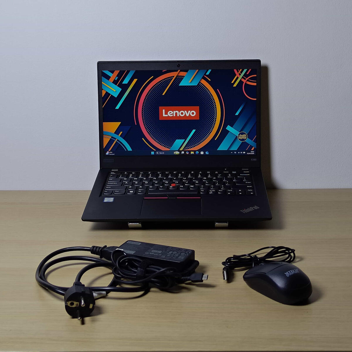 Lenovo Thinkpad X390 Kelengkapan dan Bonus Butik Laptop